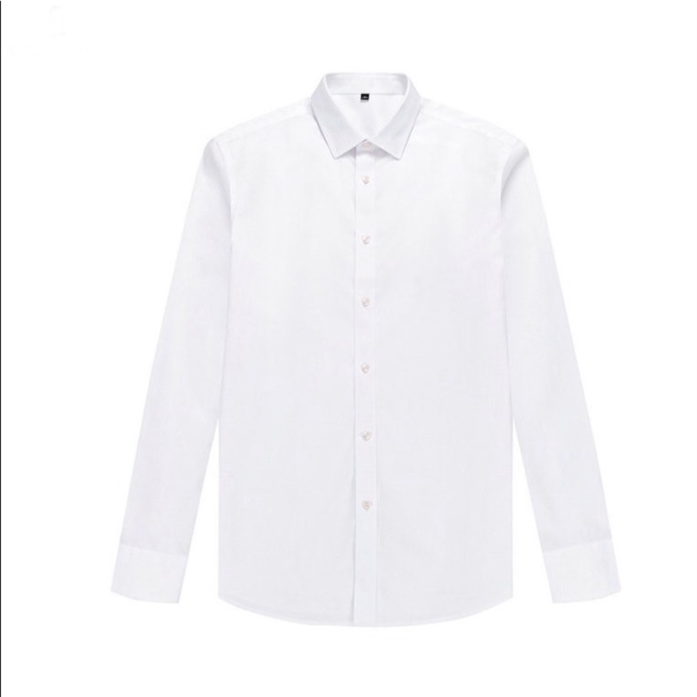 ✔️ Men’s white button down shirt (slim cut)